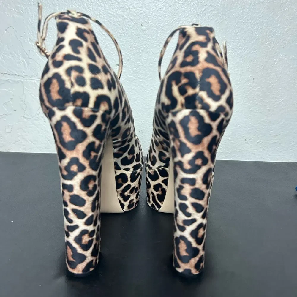 Steve Madden bold leopard
